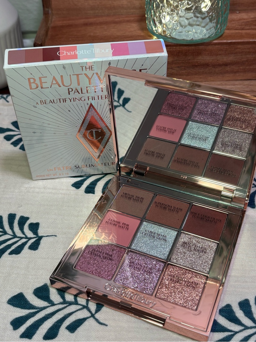 THE BEAUTYVERSE PALETTE
LIMITED EDITION EYESHADOW PALETTE - Picture 3 of 8
